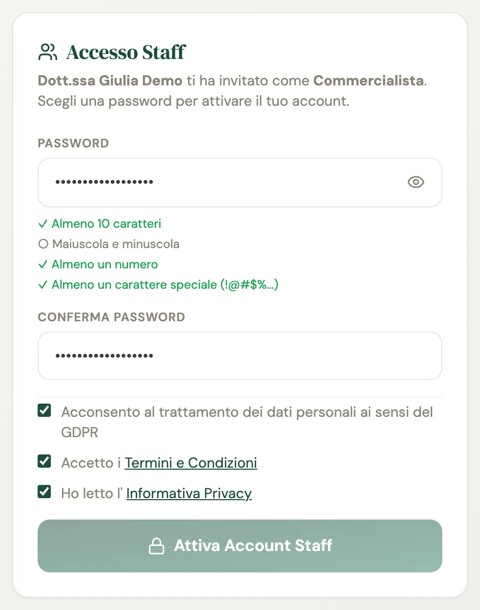 La pagina di attivazione dell'account staff con l'invito come Commercialista, i campi password e i consensi