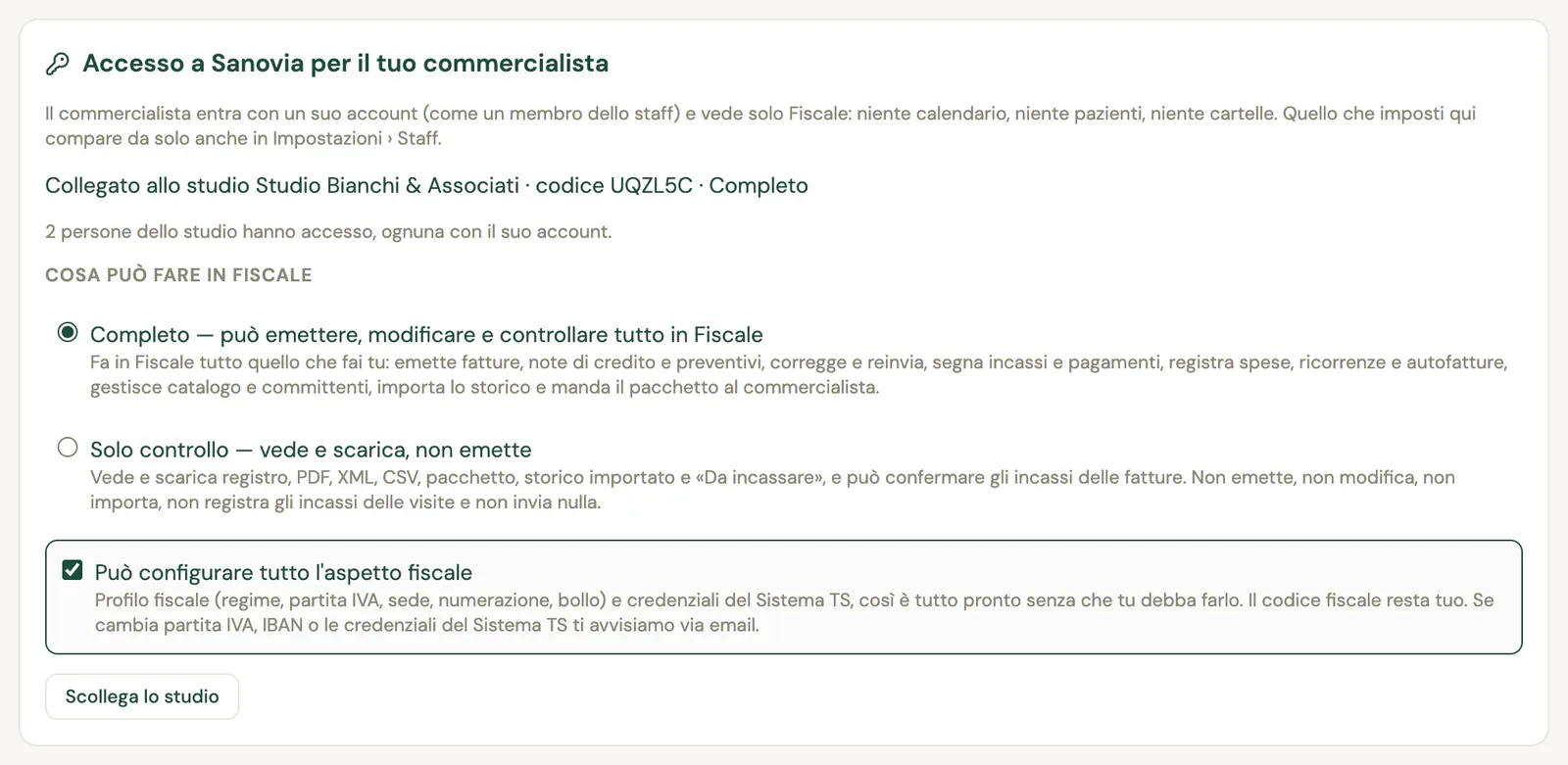 Fiscale Commercialista con lo studio collegato, la scelta tra Completo e Solo controllo, la delega fiscale e il pulsante Scollega lo studio
