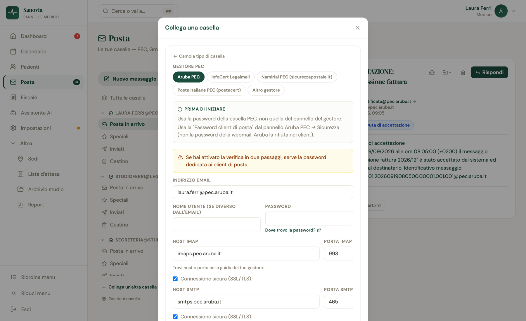 La procedura guidata «Collega una casella» con il gestore Aruba PEC selezionato, i server già compilati e la nota sulla password dedicata ai client